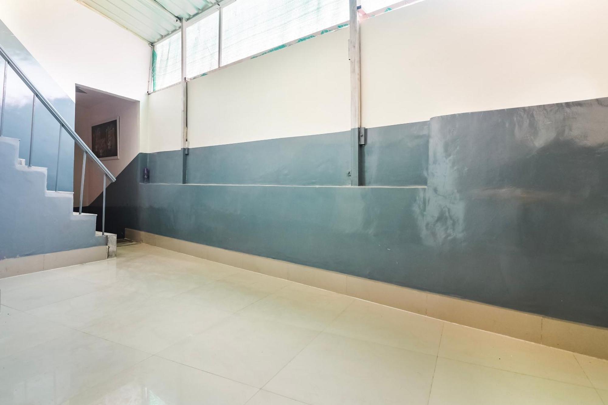 Hotel O Sheela Rohtak Bagian luar foto