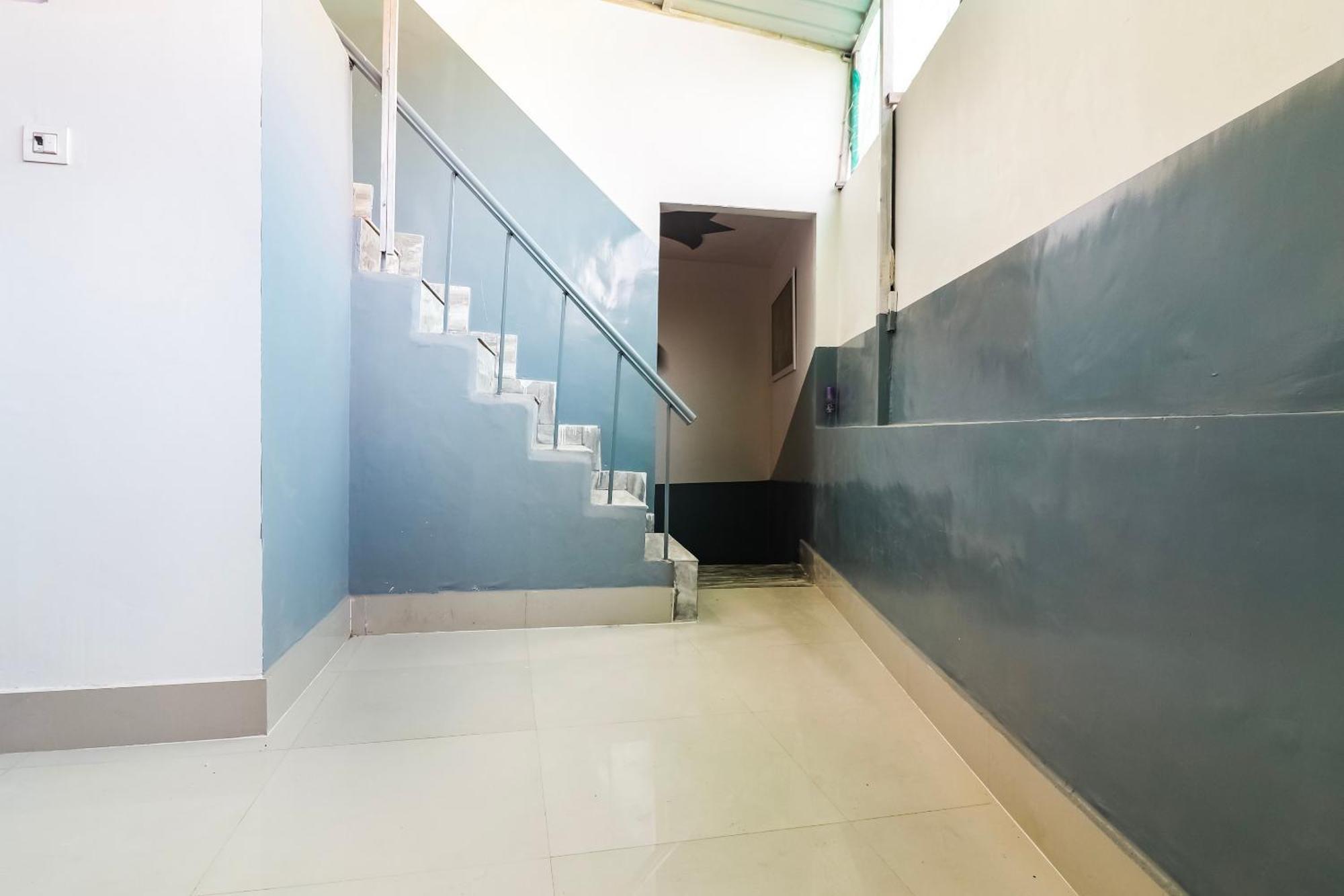 Hotel O Sheela Rohtak Bagian luar foto